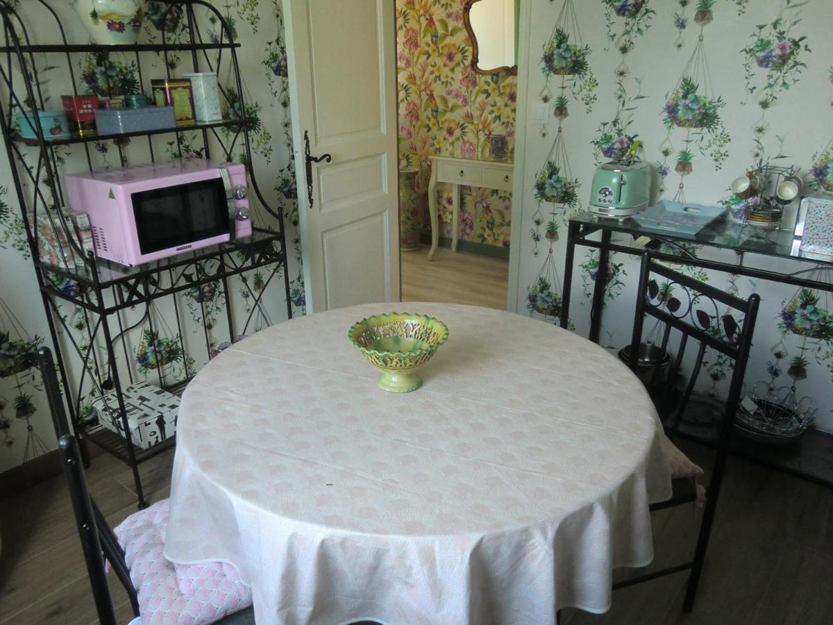Chambre d'hôtes LA BELLE SAISON Villedomer Extérieur photo