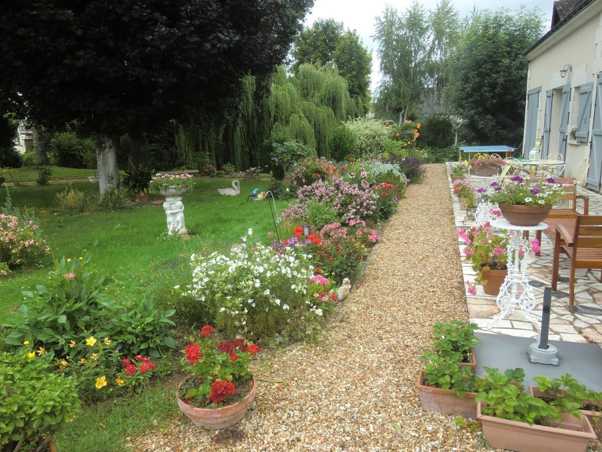 Chambre d'hôtes LA BELLE SAISON Villedomer Extérieur photo